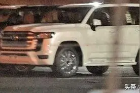 新车 | 来了！丰田新一代“陆巡”实车首曝，搭载3.5T V6发动机图片