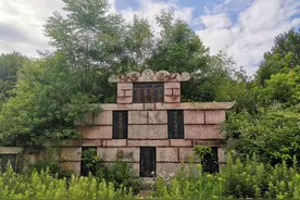 明代兵部尚书刘天和的祖墓在麻城农村，已是市级重点文物保护单位图片