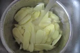 冬天冷的遭不住，可以自己做一点姜糖，暖和驱寒还对身体好图片