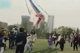 扯坏风筝气坏大爷 3招教你搞定“熊孩子”图片