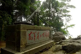 百年芳华丨井冈山黄洋界 五代人“百年相逢”图片