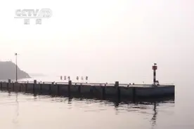 为海洋强国建设献出生命的光和热——致敬760所抗灾抢险英雄群体图片