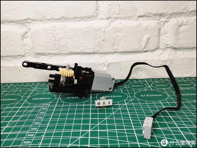 积木评测：吃鸡空投步木仓：Groza是最强吃鸡神器？