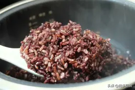 给老公准备工作餐，主食获赞最多，三色糙米饭，营养均衡减脂无忧图片