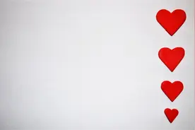 男人四十岁过后，为什么越来越少和妻子亲热？两男人说出实话图片