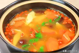 天冷了，推荐3道汤的家常做法，汤汁鲜美，冬天越喝越暖和图片