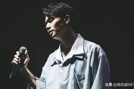人要是寂寞了，听啥歌都像在唱自己图片
