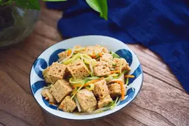 为啥饭店的凉拌面筋那么好吃？关键是酱汁，香辣爽口，劲道多汁图片