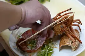 教你在家做出滑嫩弹牙的龙虾，方案二：蔬菜炒龙虾