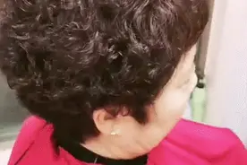 老年人烫染后头发干枯毛躁怎么办？这三个小妙招，让头发更有质感图片