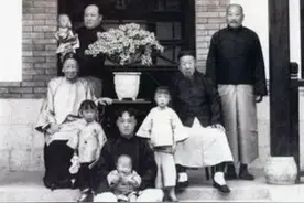抗日时期最大“汉奸”，捐助日本40架飞机，还被日本写进了教科书图片