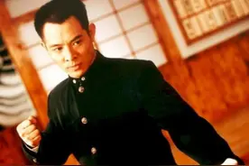 日本记者质问：南京大屠杀30万人谁数过？李连杰怼的记者哑口无言图片