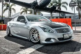 英菲尼迪 G37S Coupé图片