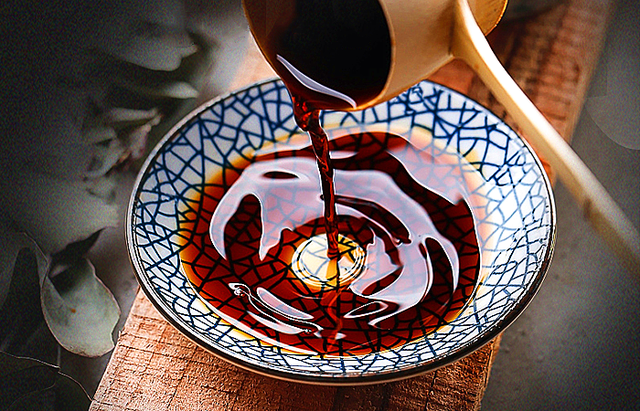 买酱油时，别只看价格和牌子，包装上有“这行字”的，才是好酱油