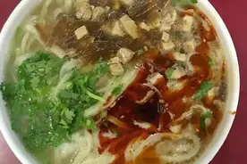 华山特色面食—大刀面图片