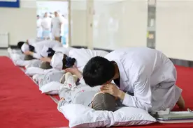 中考结束了，怎么报考济南卫校？图片