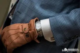 精钢腕表的冷峻风格图片