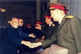 我军1988年实行新军衔制时各大单位正副职领导军衔图片