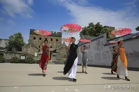 鹤壁山城区有个“小故宫”，占地上万，五排九门相照好气派图片