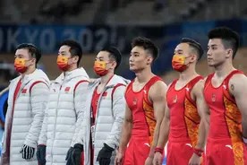 东京奥运会：中国体操男团遭遇裁判强行压分图片