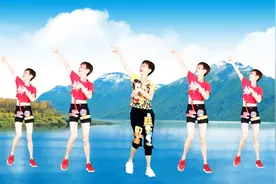 神曲广场舞《小苹果》，简单好看，老少皆宜，有正反面动作分解！