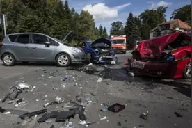 这五类人不适合开车，有驾照的注销得了，没有驾照的就别考图片