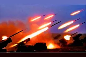 伊朗袭击美基地画面曝光：11枚导弹雨点般落下，现场瞬间浓烟四起图片