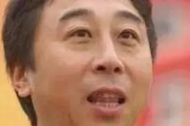 60岁的冯巩全家旧照曝光，儿子帅气妻子美貌如花图片