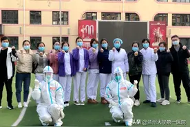 【兰大一院抗疫快讯】共克疫情 我们万众一心——记无影灯下的“战士们”图片