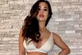 CBA外援尼克尔森，球场上表现一般收入也不高，却有一个极品女友图片