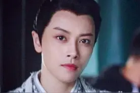 别以为贴个胡子就是女扮男装，这6位女星的男装太帅，真不糊弄人图片