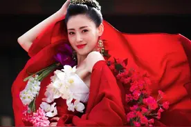 娱乐圈谜团之：永远超不过30岁的张天爱到底多大了？图片