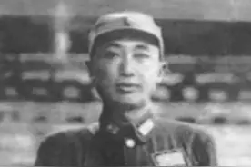 铁血柔情戴安澜：毛泽东主席为他写下“将军赋采薇”的诗句图片