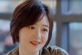 蒋欣的心酸成名史，和她背后的男人女人图片