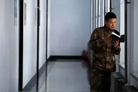 和兵哥哥谈恋爱是什么样的体验图片