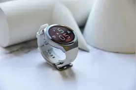 华为又一款黑马！华为Watch GT 2e评测：多种运动设计，时尚奢华图片