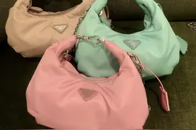 PRADA可颂包 MIUMIU迷你爱心包！挑柔粉 嫩蓝下手不出错图片