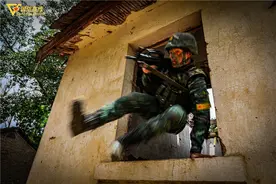 山地反恐 武警特战队员用实力给你满满的安全感图片