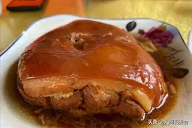 福建大叔40年只做一道菜，45元1份一天只做70份，当地人抢着吃图片