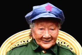 长征时一女红军与丈夫失散，45年后两人重逢，丈夫已是副主席图片