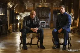 《速度与激情9》中的美妞：伊曼纽尔傲娇可爱，塞隆让人脸红心跳图片