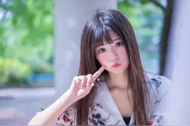 五六十岁的男人依然桃花运不断，总结起来，有3个特征图片