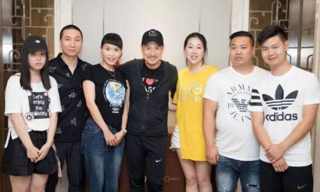 网红“爆笑三江锅”是如何草根逆袭年入过亿的