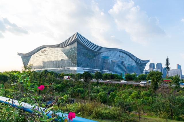十四个报考热门城市落户政策汇总，建议家长收藏
