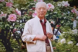 京剧青衣谢虹雯，一嫁英年早逝杨宝森，44岁二嫁张君秋相伴终生图片