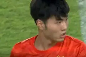 一战成名！恒大青训18岁前锋今晚中超首秀：3镜头看到希望图片