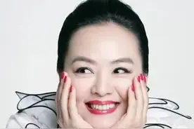 央视《下周屏幕》的主持人孙小梅，现在过得怎么样？图片