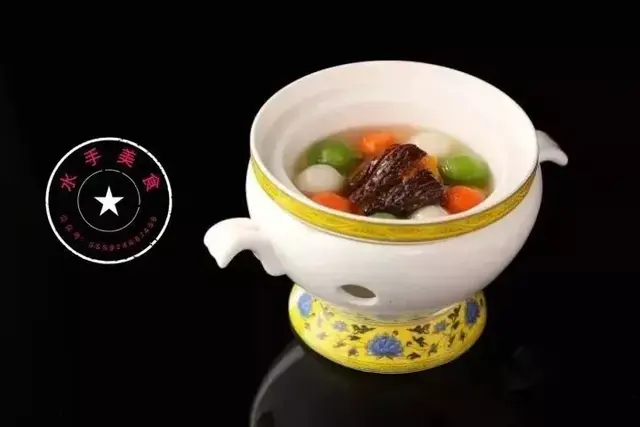 花胶松茸鸡汤上火吗 2026年花胶松茸鸡汤上火吗能吃吗