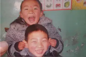 我的哥哥，是家里的外人（00后版）图片