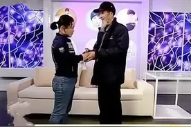 23岁村花怀孕，非68岁大爷不嫁，8年后丈夫仍健在，儿子已上小学图片